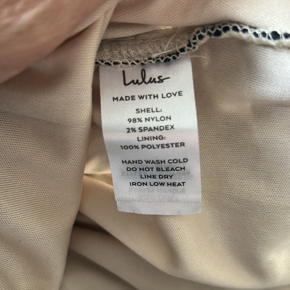 Lulus Made of Allure Black Floral Mesh Lace Ruched Bodycon Midi Dress Size Small - Picture 11 of 12